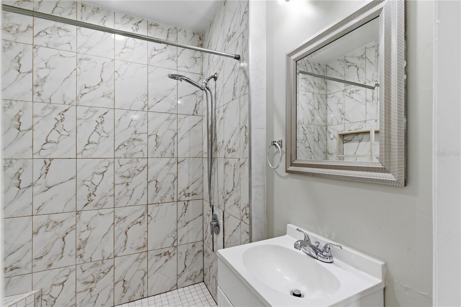 Image 12 of 42 For 11914 Sugar Tree Drive