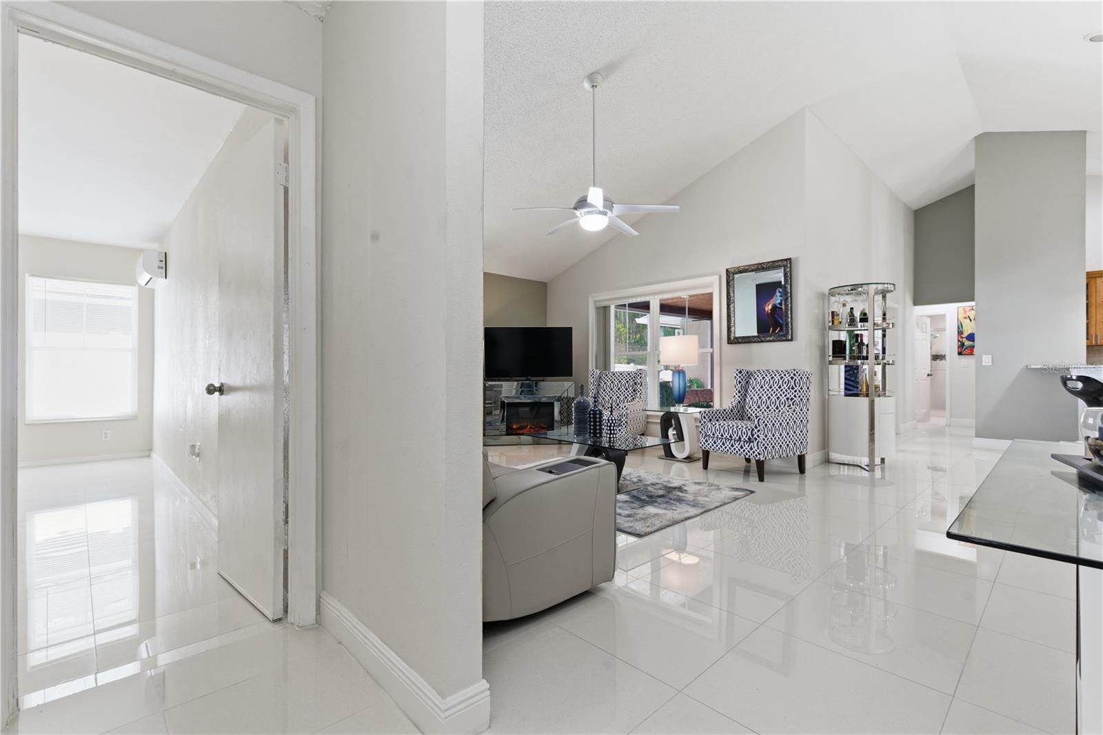 Image 4 of 42 For 11914 Sugar Tree Drive