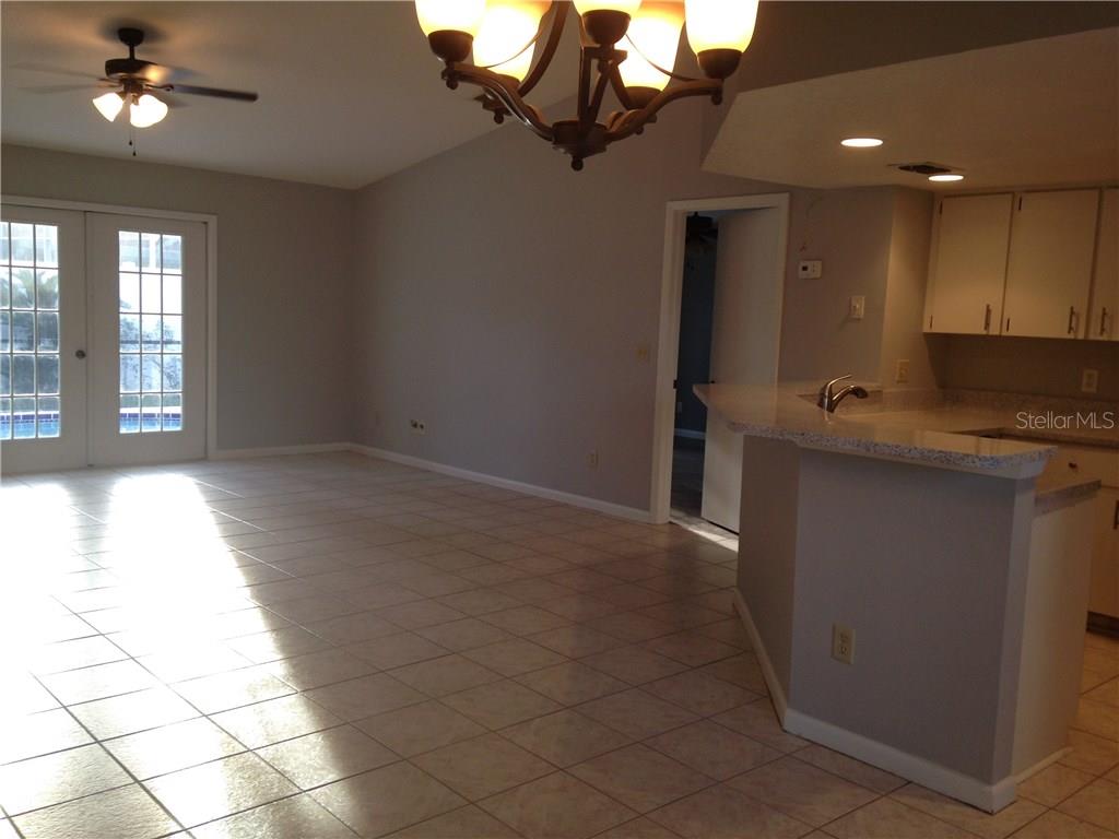 Image 3 of 20 For 1927 Cheney Court