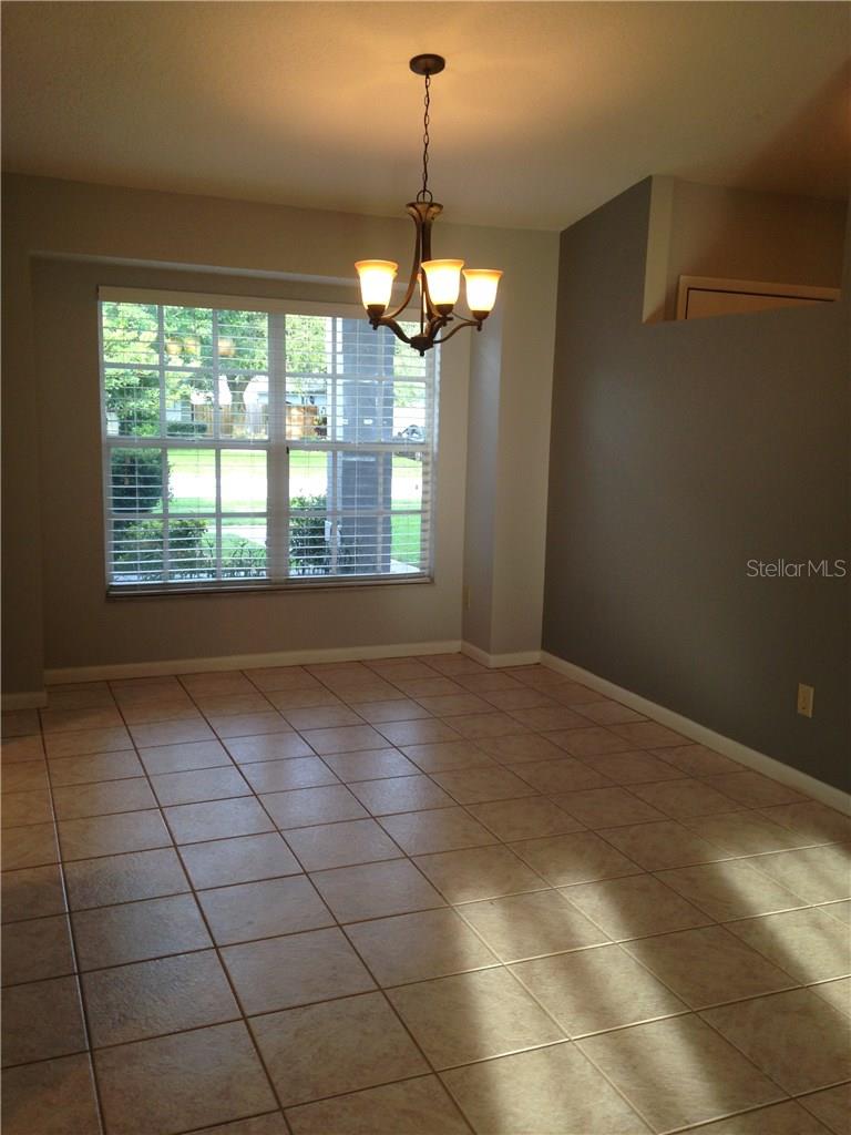 Image 4 of 20 For 1927 Cheney Court