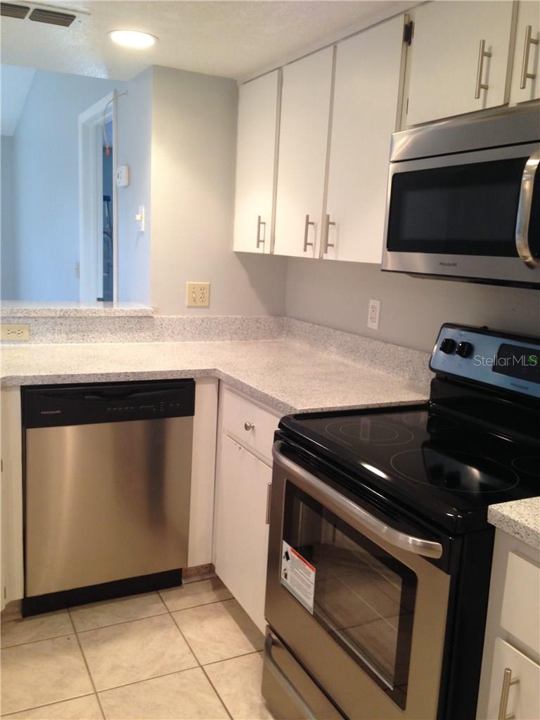 Image 7 of 20 For 1927 Cheney Court