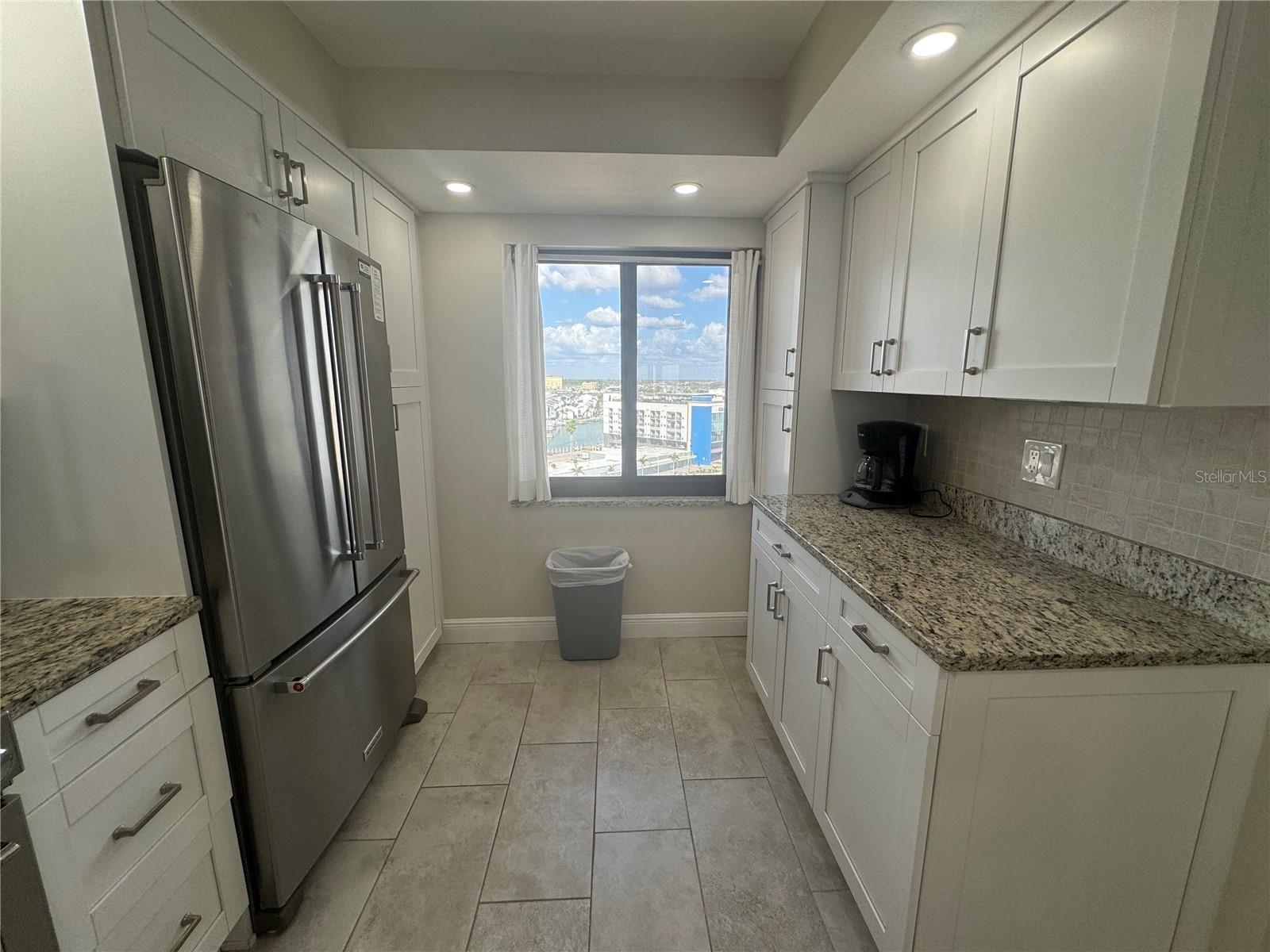 Image 11 of 22 For 15000 Gulf Boulevard 1108