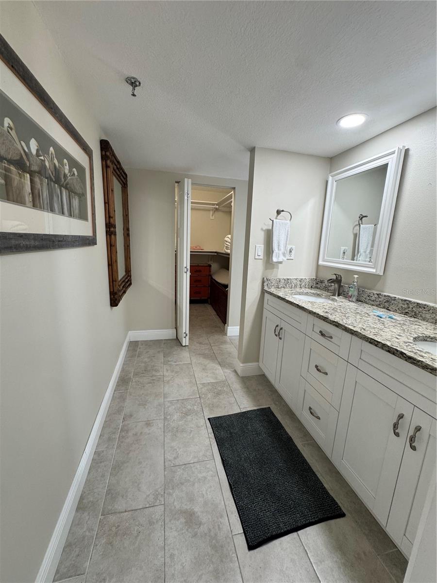 Image 16 of 22 For 15000 Gulf Boulevard 1108