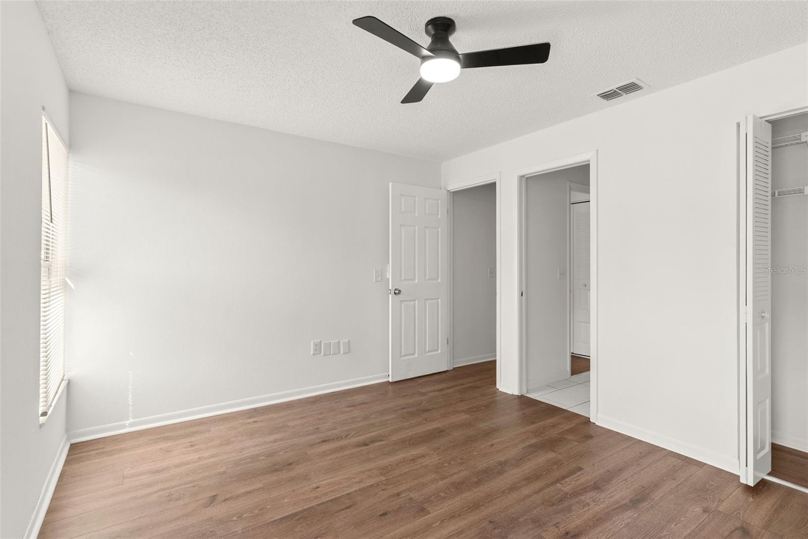 Image 25 of 43 For 4009 Cypress Landing S