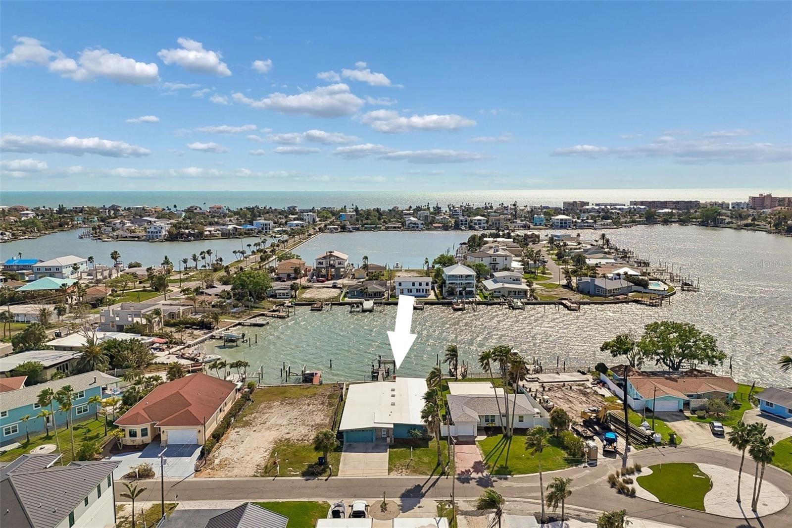 Details for 16108 5th Street E, REDINGTON BEACH, FL 33708