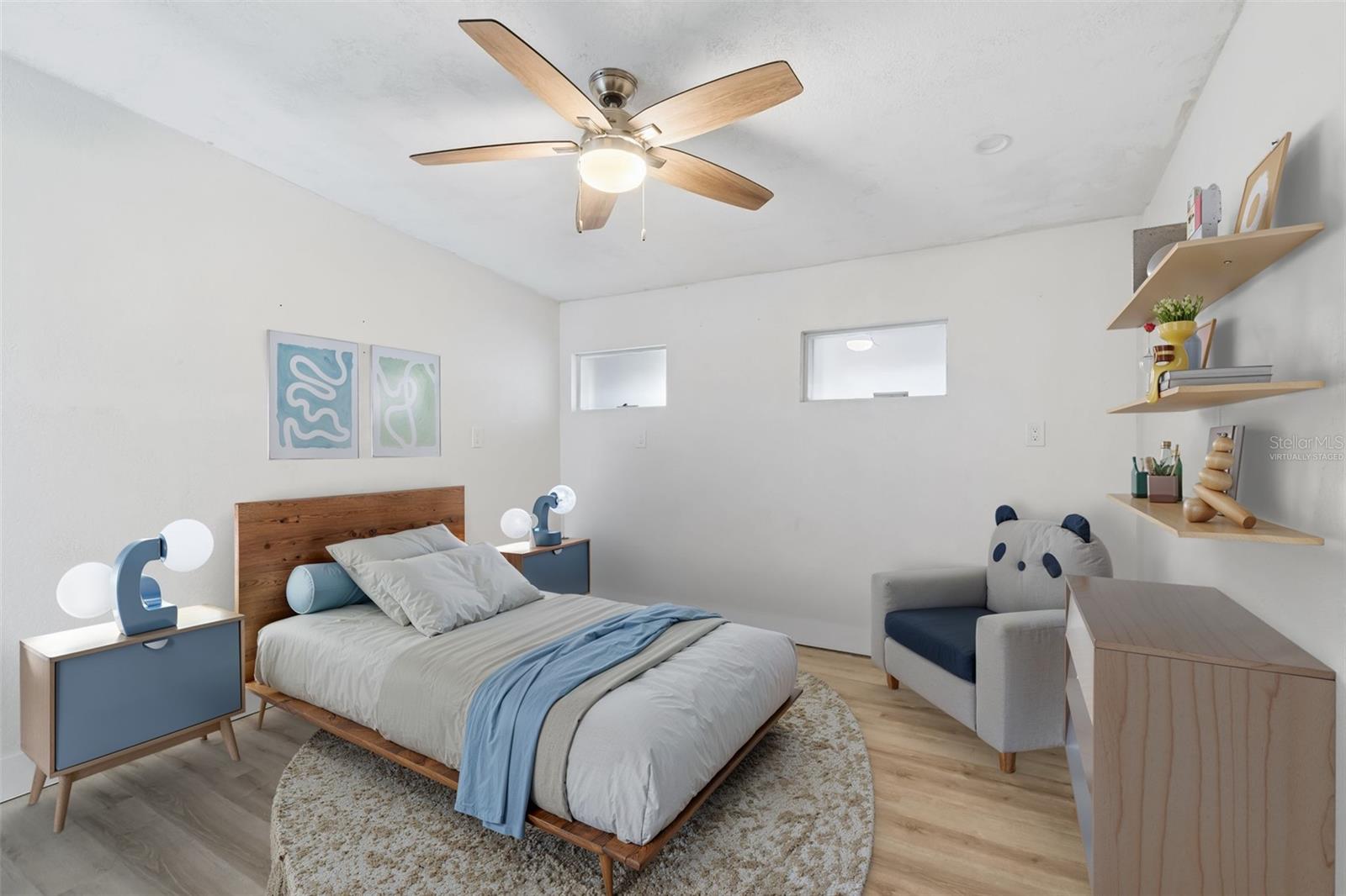 Listing photo id 22 for 16108 5th Street E