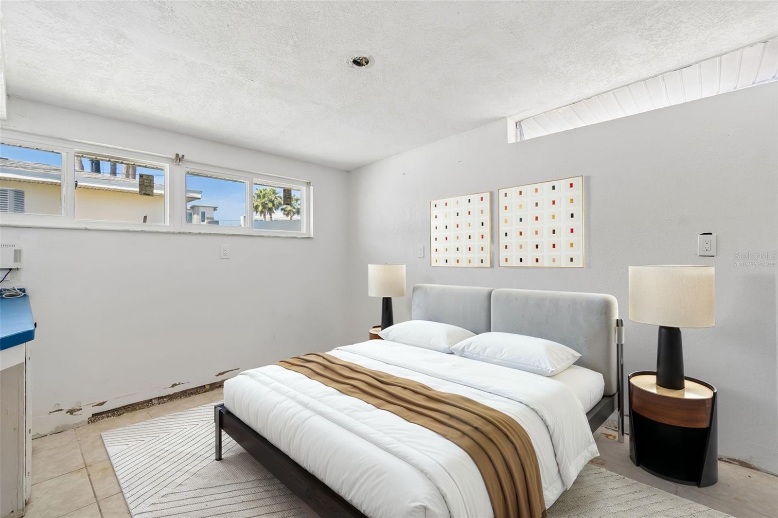 Listing photo id 26 for 16108 5th Street E