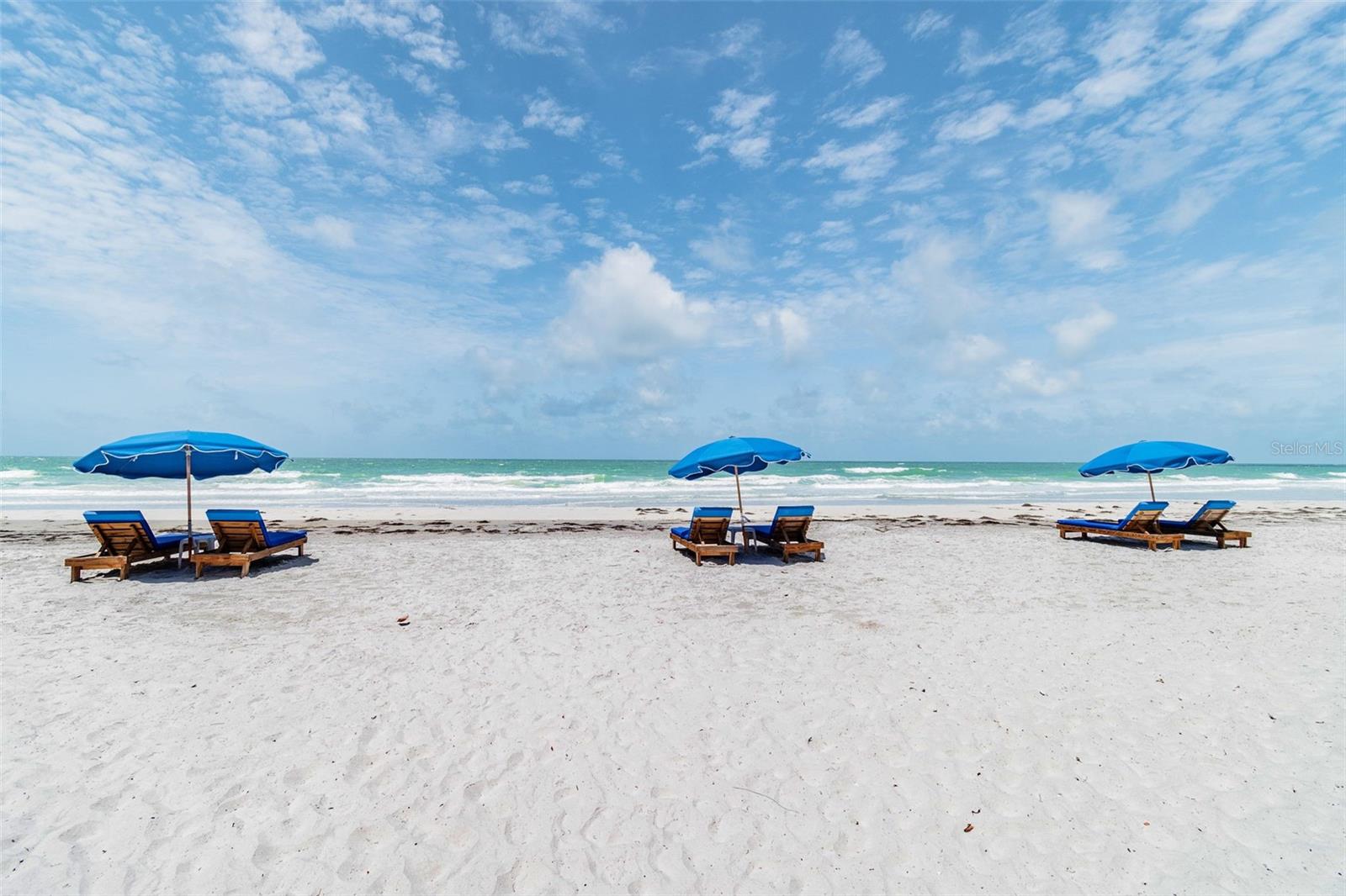 Listing photo id 38 for 16108 5th Street E