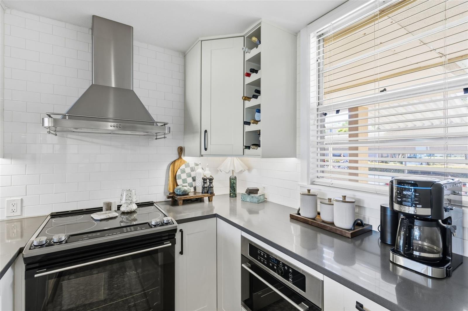 Image 6 of 24 For 7465 Bay Island Drive S 115