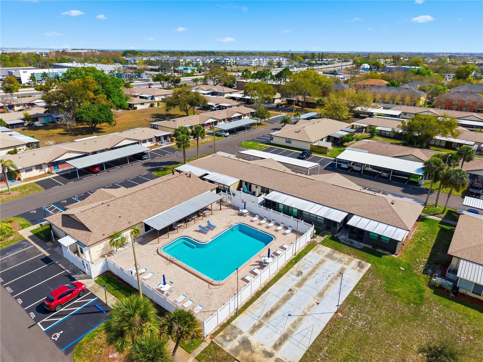 Image 22 of 24 For 24862 Us Highway 19 N 204