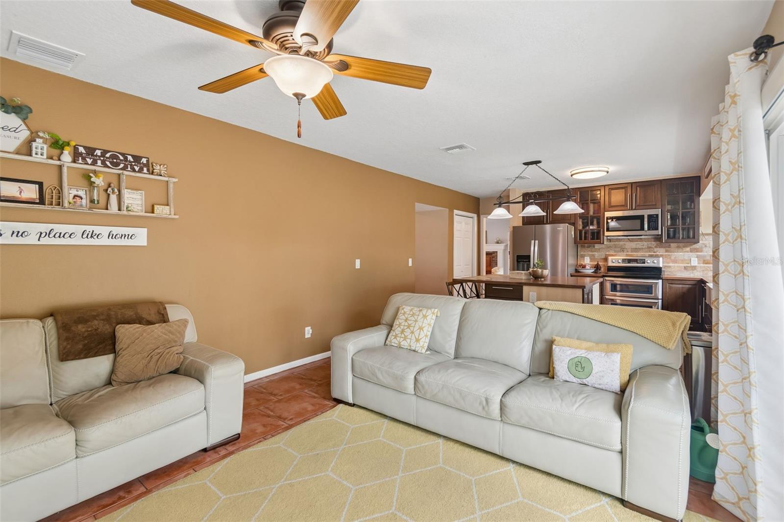 Image 26 of 65 For 6815 Mitchell Circle