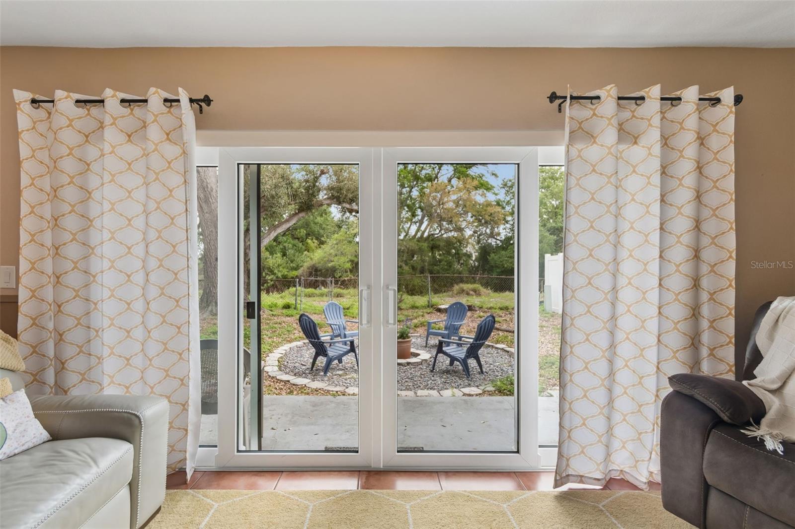 Image 27 of 65 For 6815 Mitchell Circle