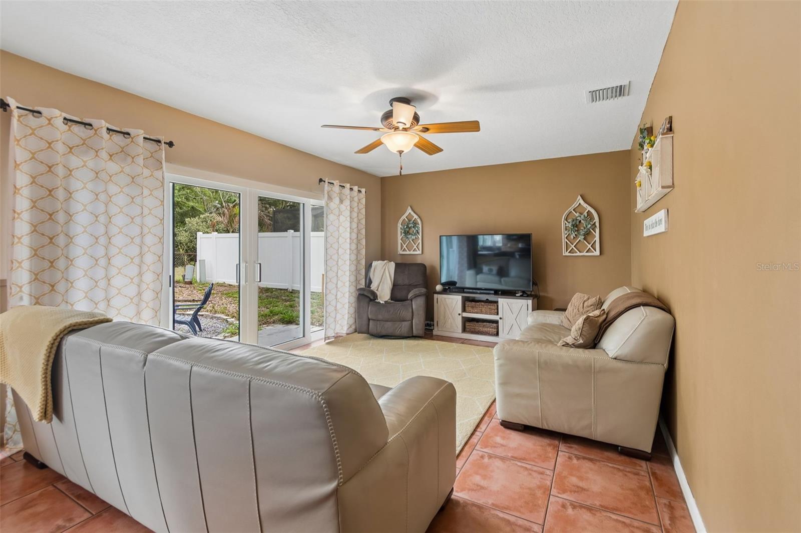 Image 28 of 65 For 6815 Mitchell Circle