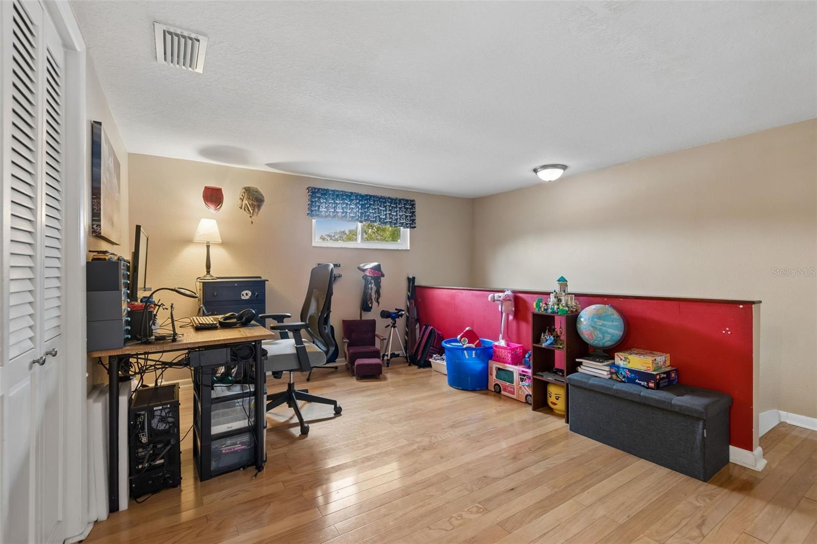 Image 42 of 65 For 6815 Mitchell Circle