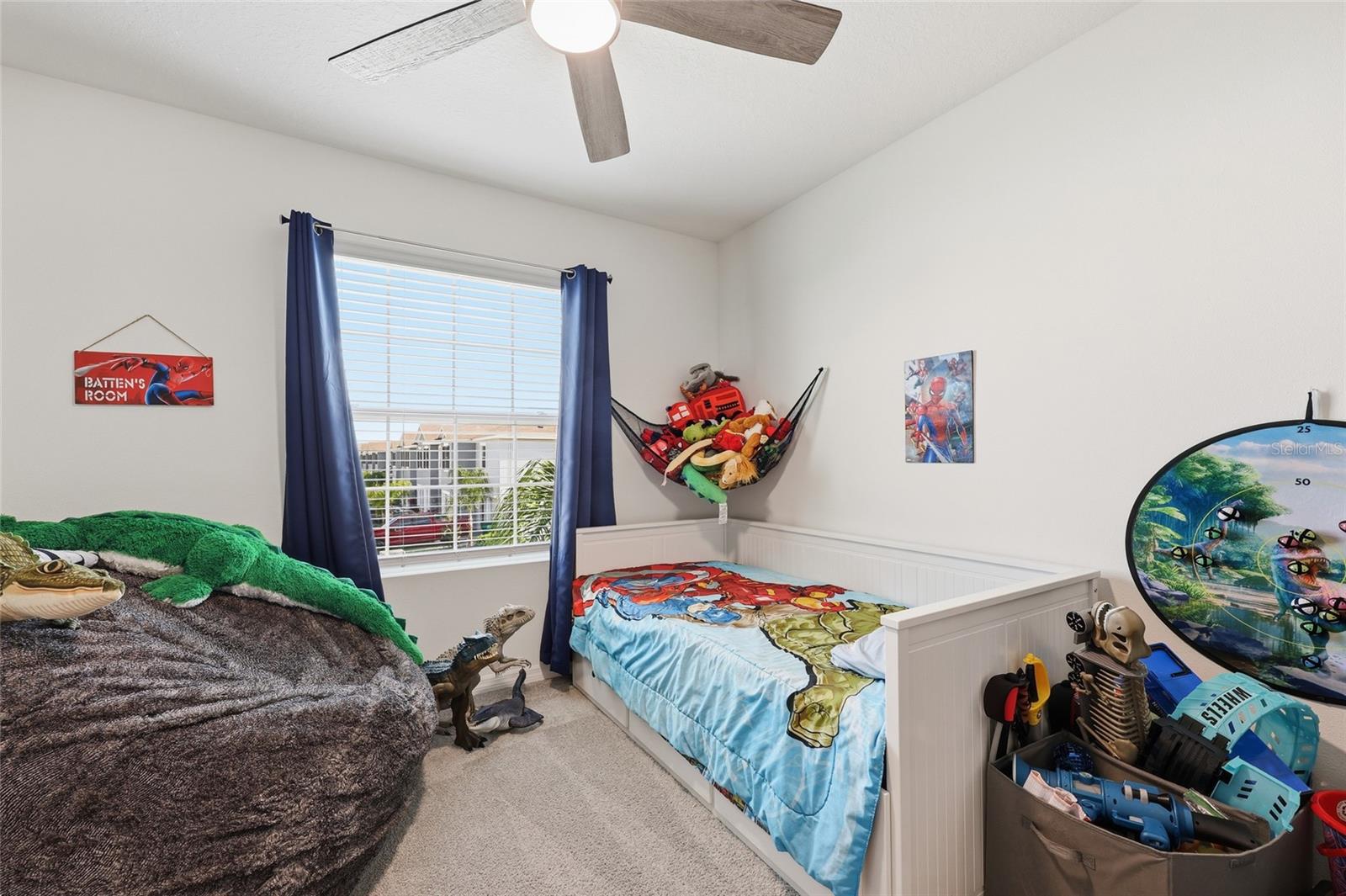 Image 24 of 56 For 32992 Major Oak Drive