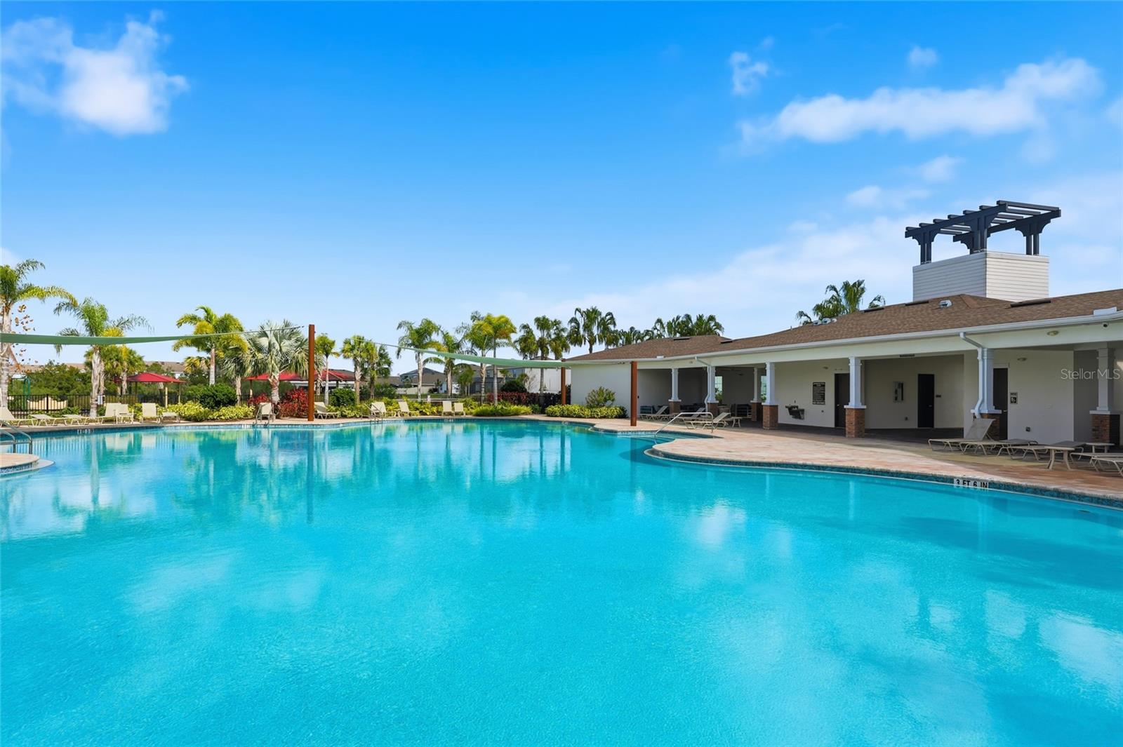 Image 34 of 56 For 32992 Major Oak Drive