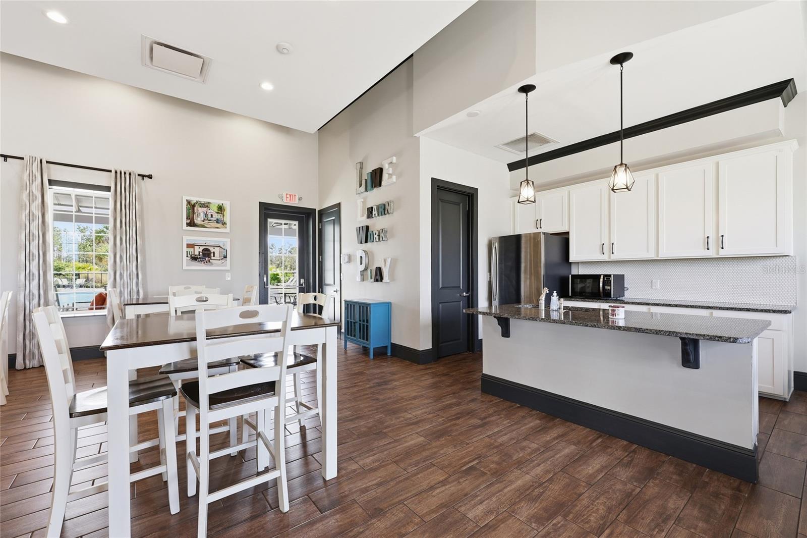 Image 44 of 56 For 32992 Major Oak Drive