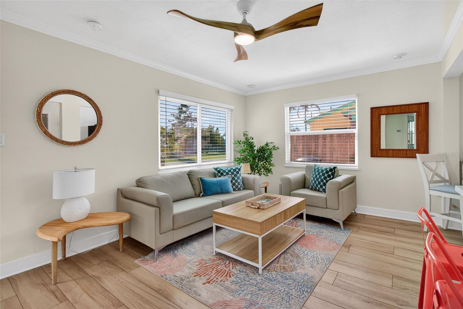 Image 10 of 46 For 2655 Miriam Street S