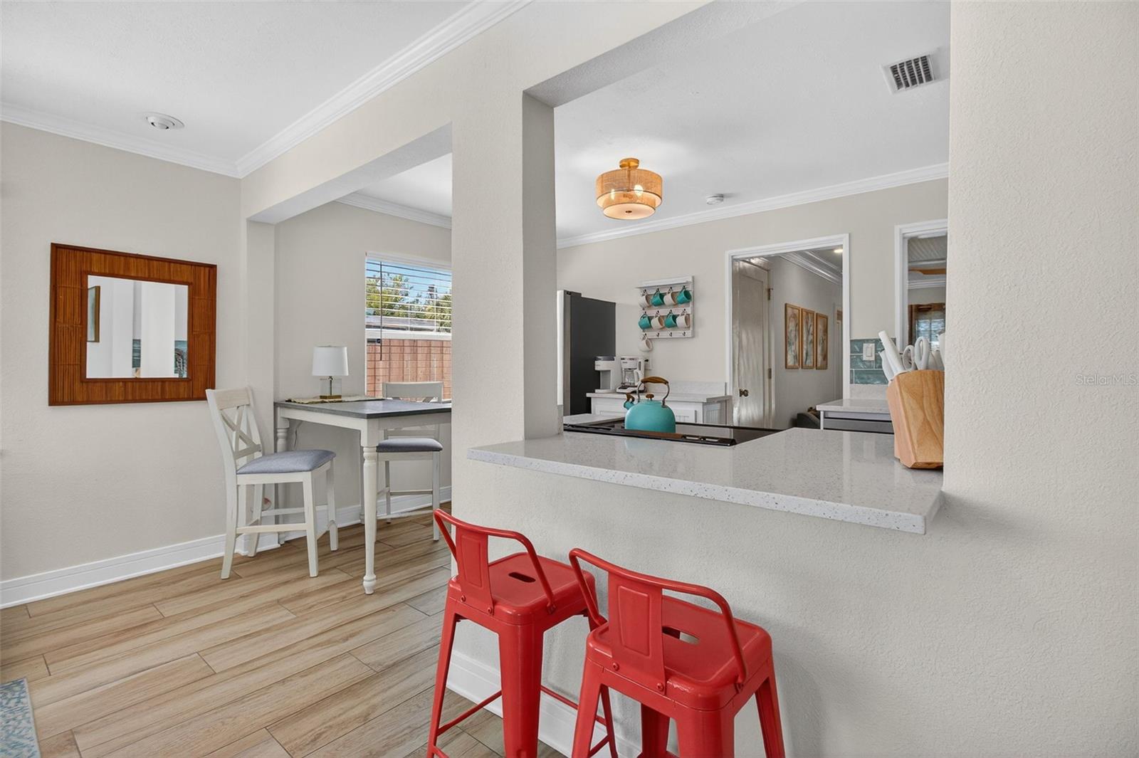 Image 12 of 46 For 2655 Miriam Street S