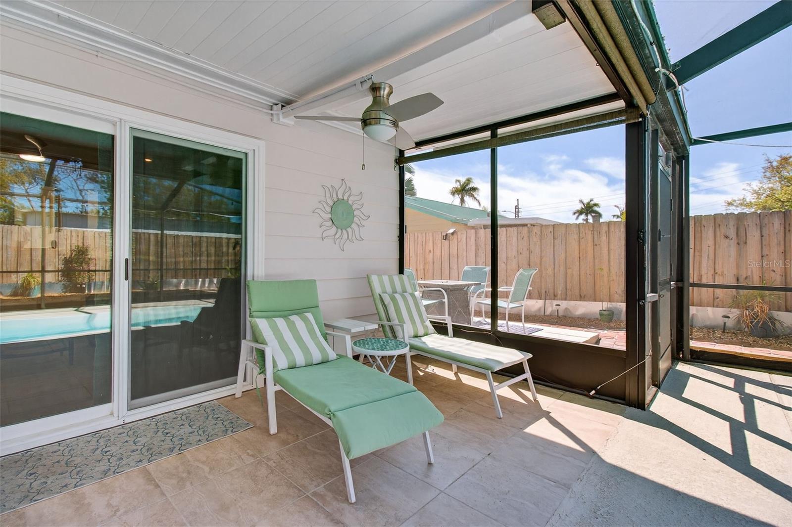 Image 32 of 46 For 2655 Miriam Street S