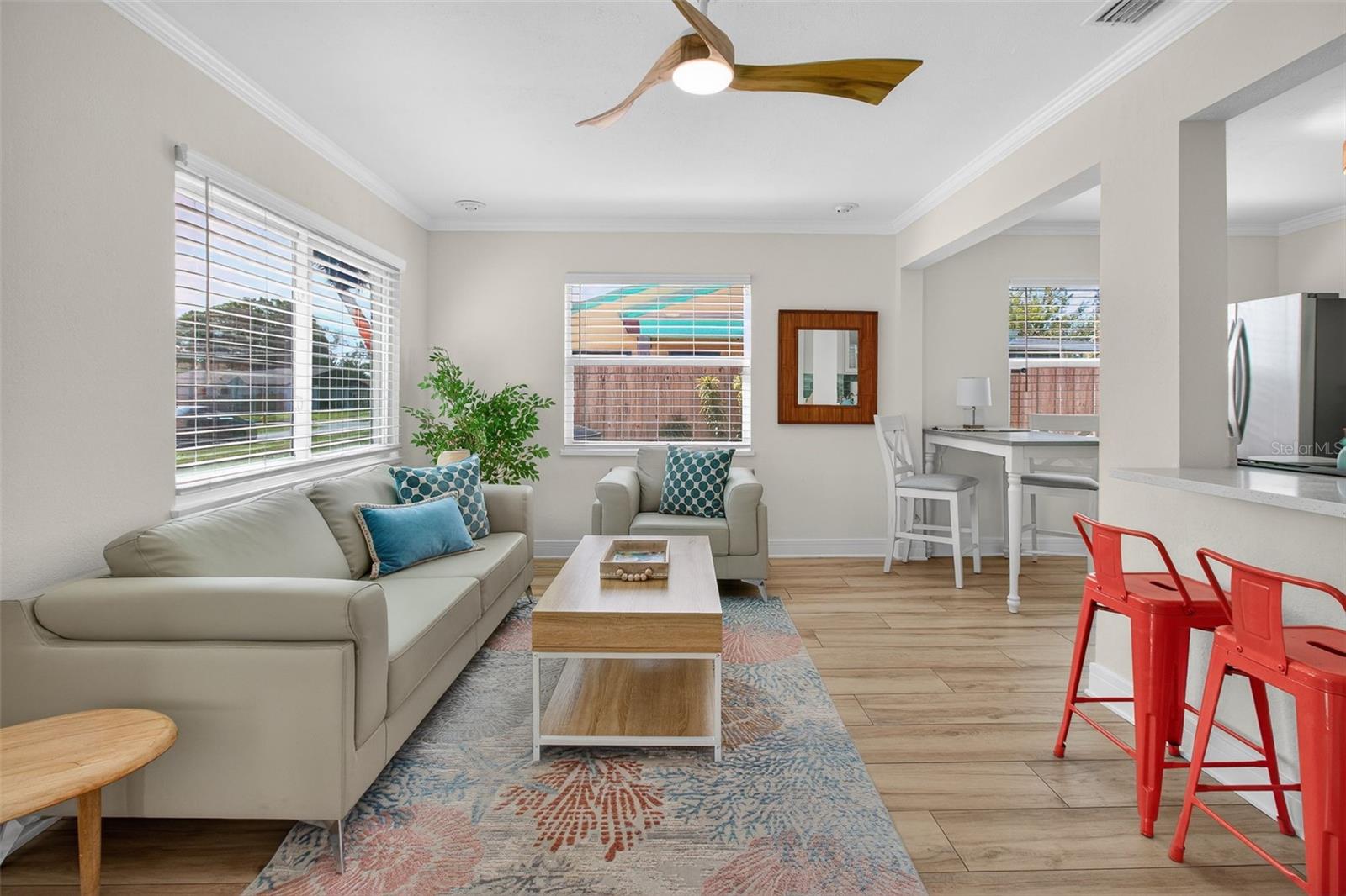 Image 9 of 46 For 2655 Miriam Street S