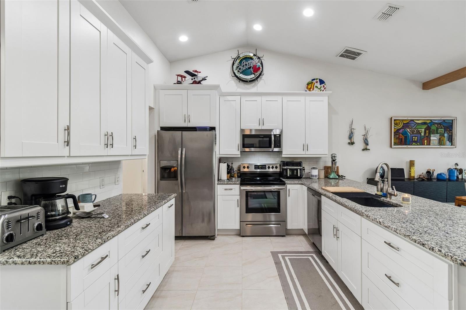 Image 15 of 82 For 7995 Chaucer Drive