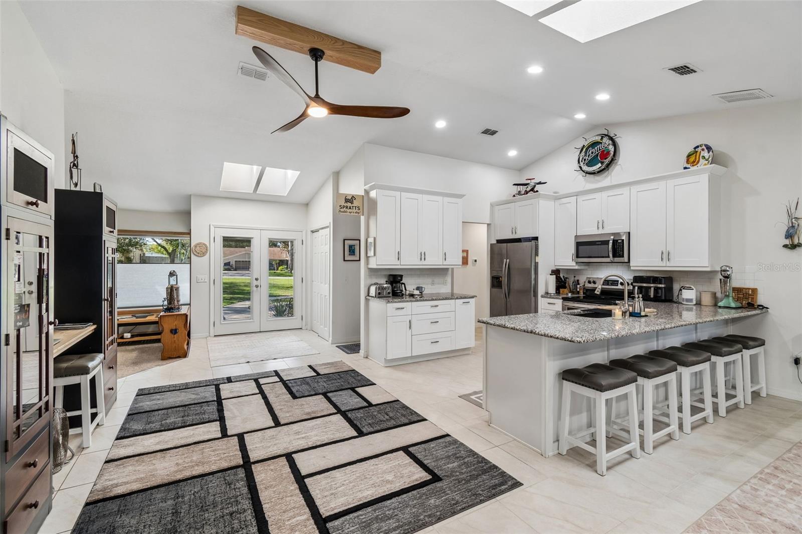 Image 17 of 82 For 7995 Chaucer Drive