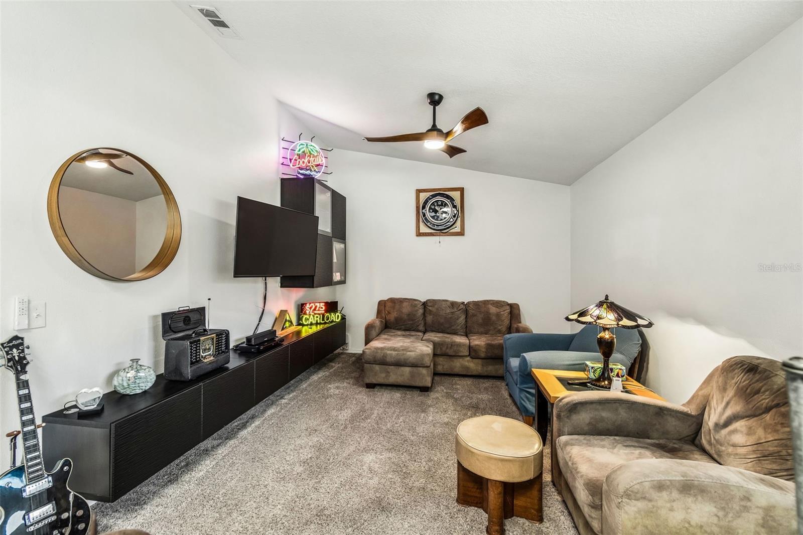 Image 21 of 82 For 7995 Chaucer Drive