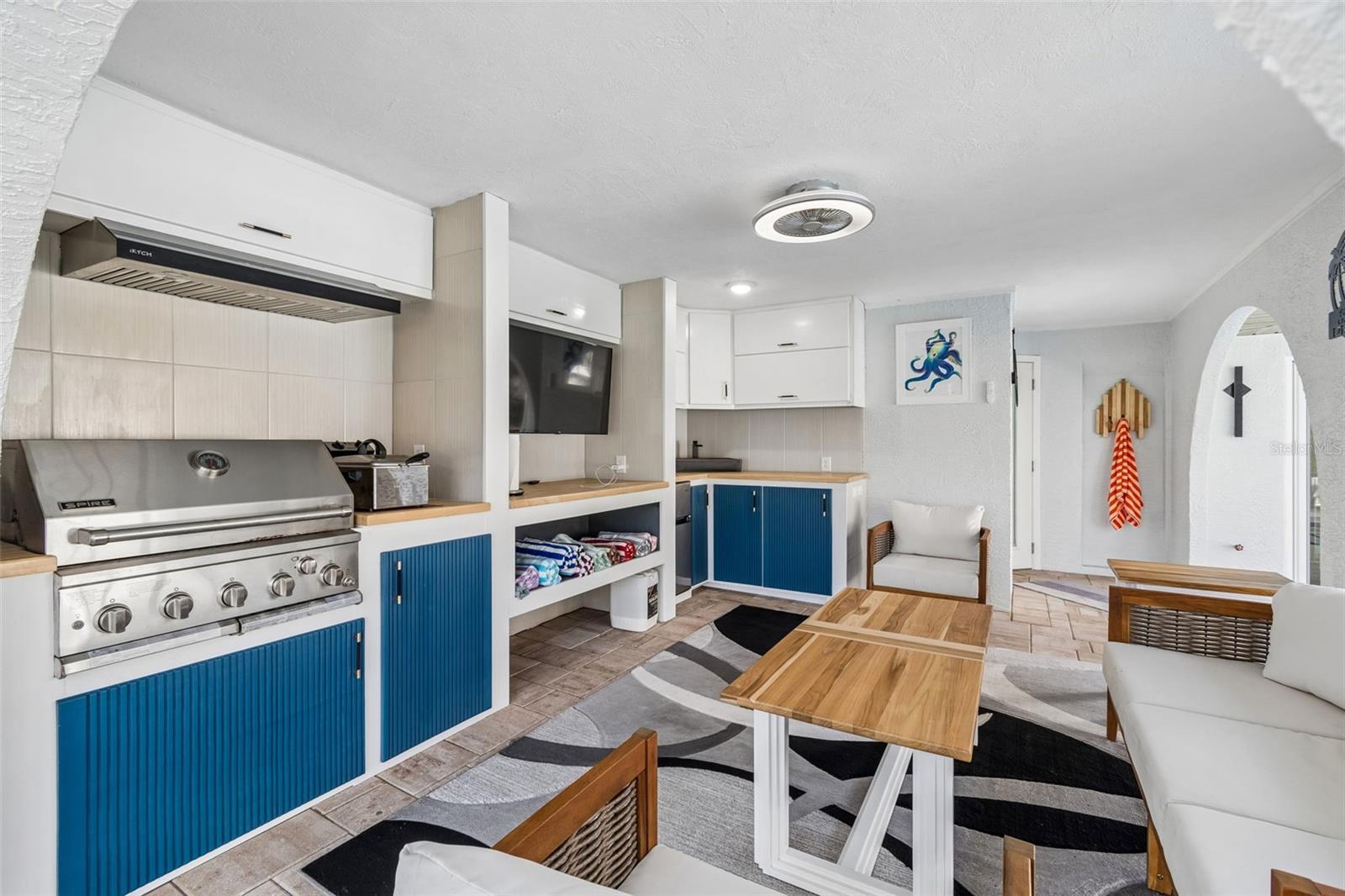 Image 42 of 82 For 7995 Chaucer Drive