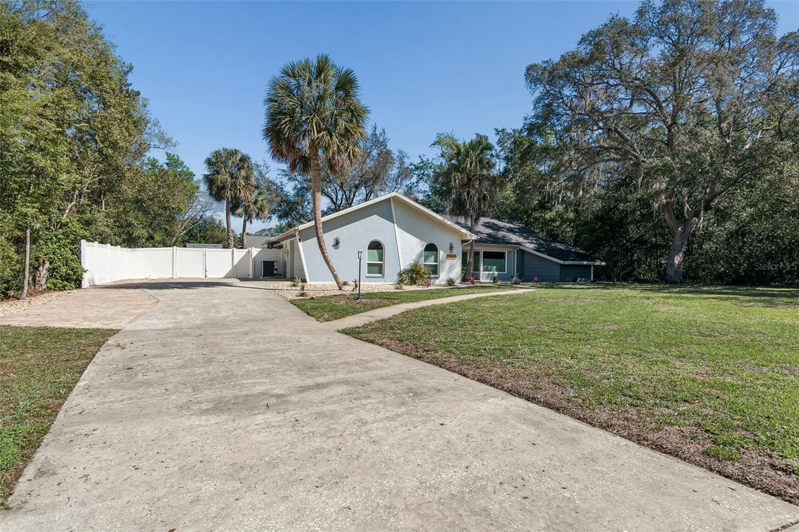 Image 81 of 82 For 7995 Chaucer Drive