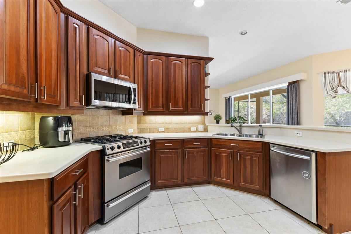 Image 22 of 56 For 13105 Peregrin Circle