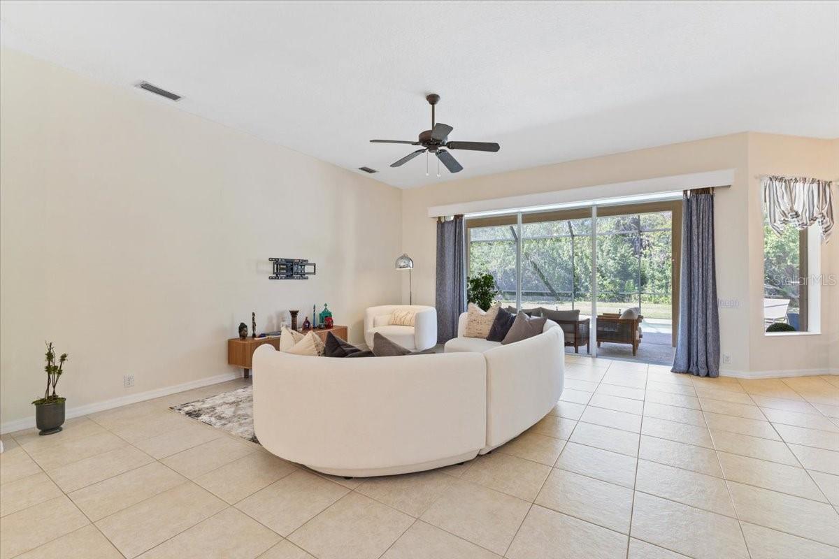 Image 7 of 56 For 13105 Peregrin Circle