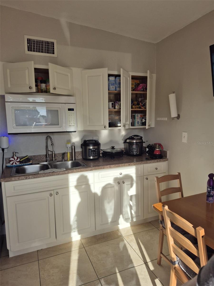 Image 15 of 48 For 6217 Blossom Avenue