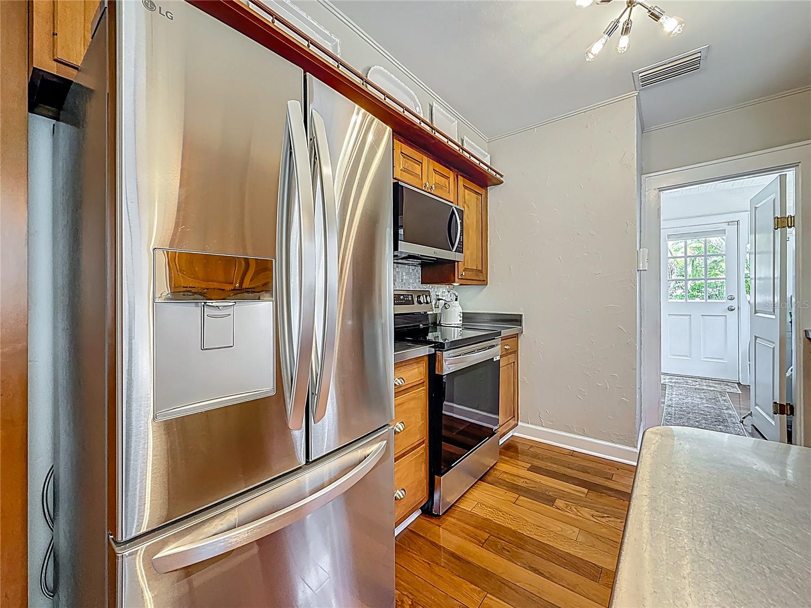 Image 13 of 47 For 231 15th Avenue Ne