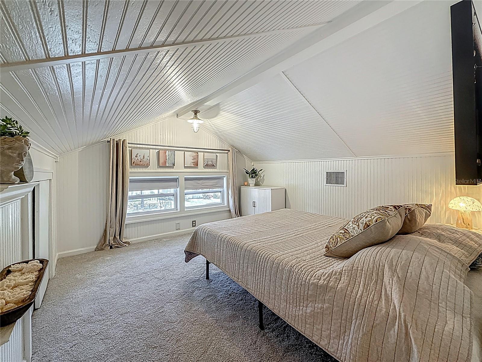 Image 34 of 47 For 231 15th Avenue Ne