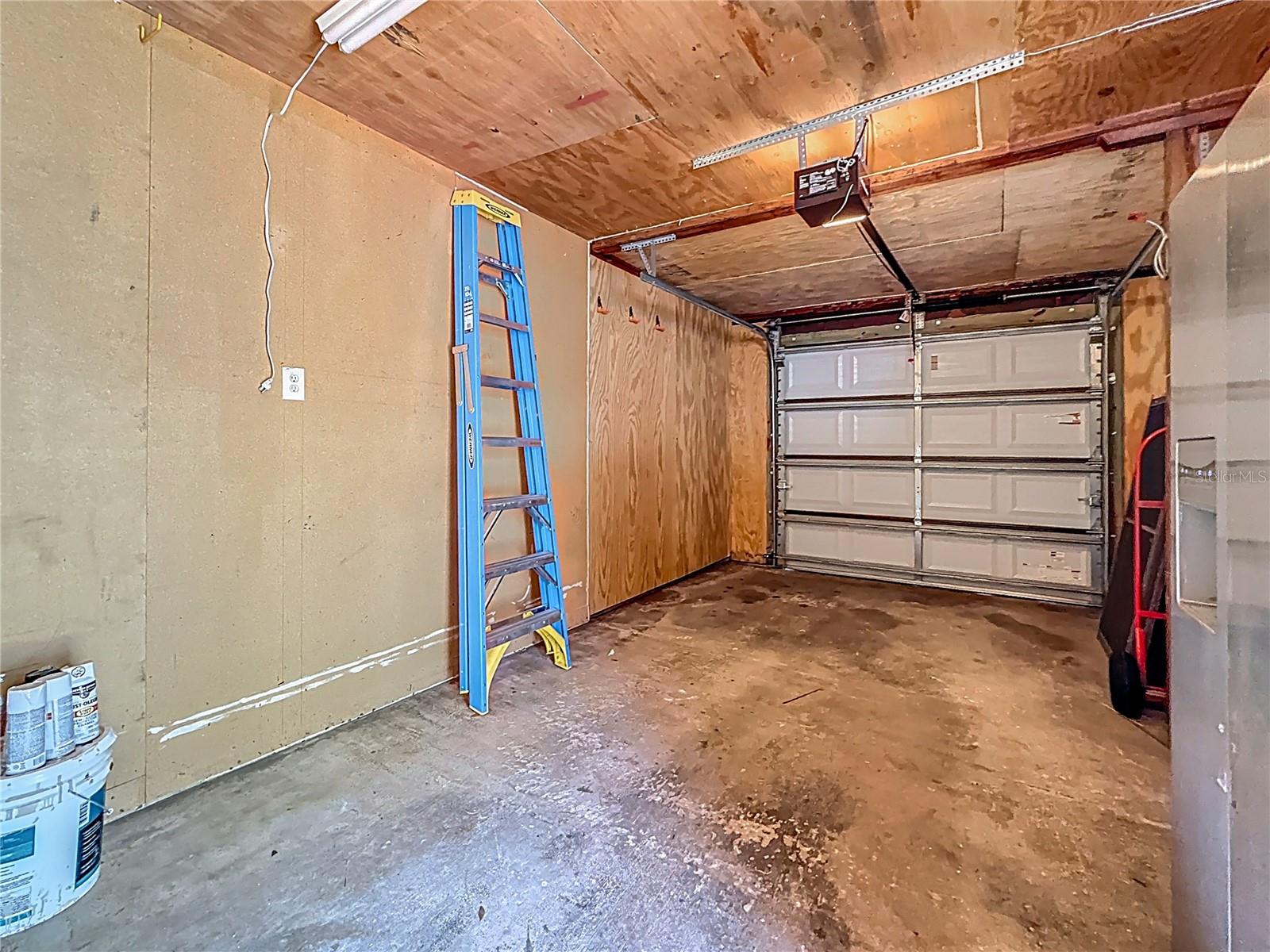 Image 43 of 47 For 231 15th Avenue Ne