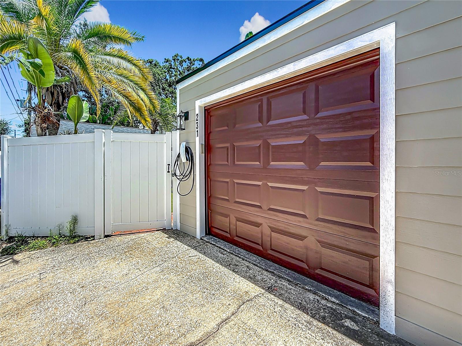 Image 44 of 47 For 231 15th Avenue Ne