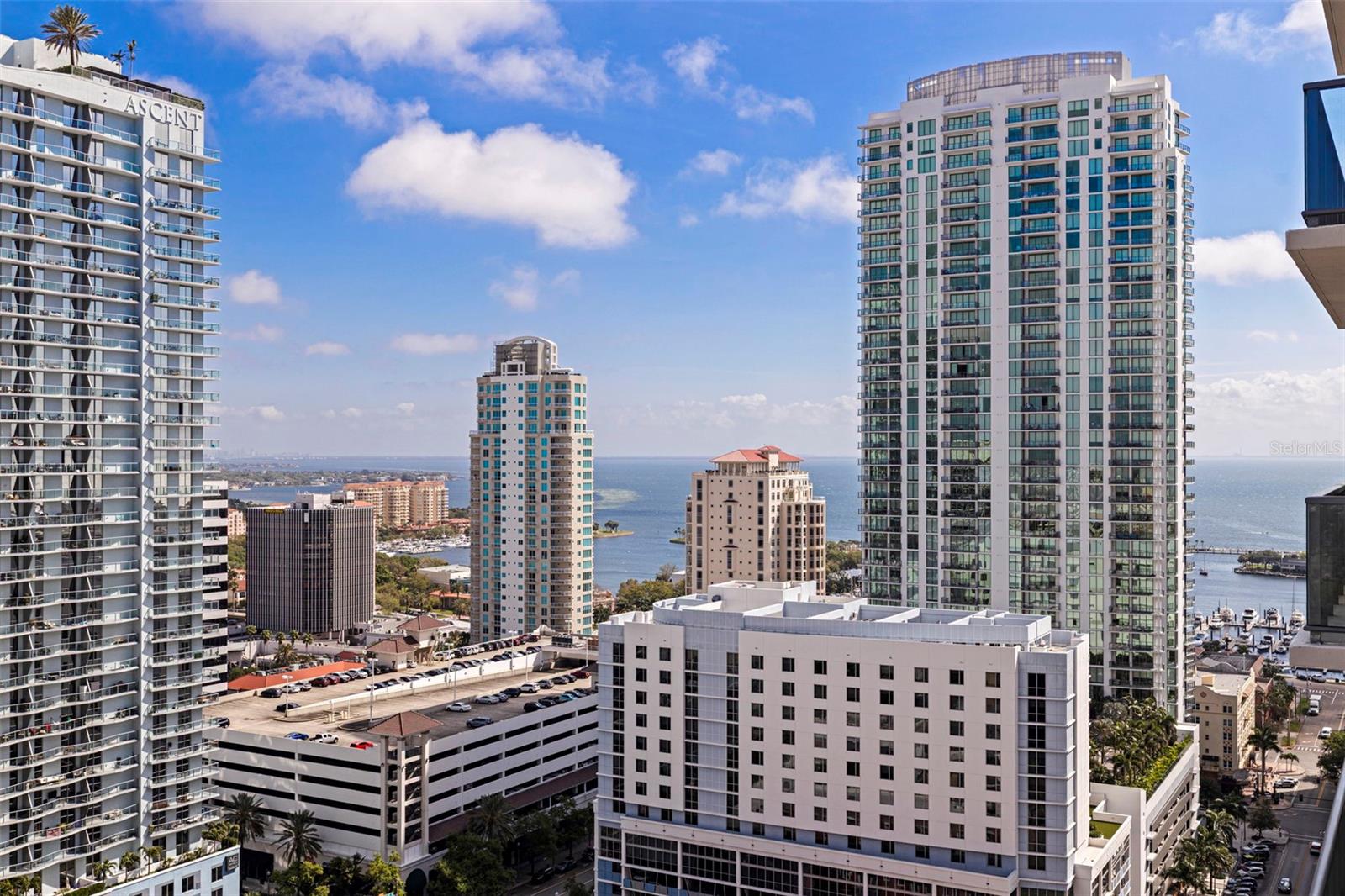 Image 11 of 73 For 275 1st Avenue S 2201