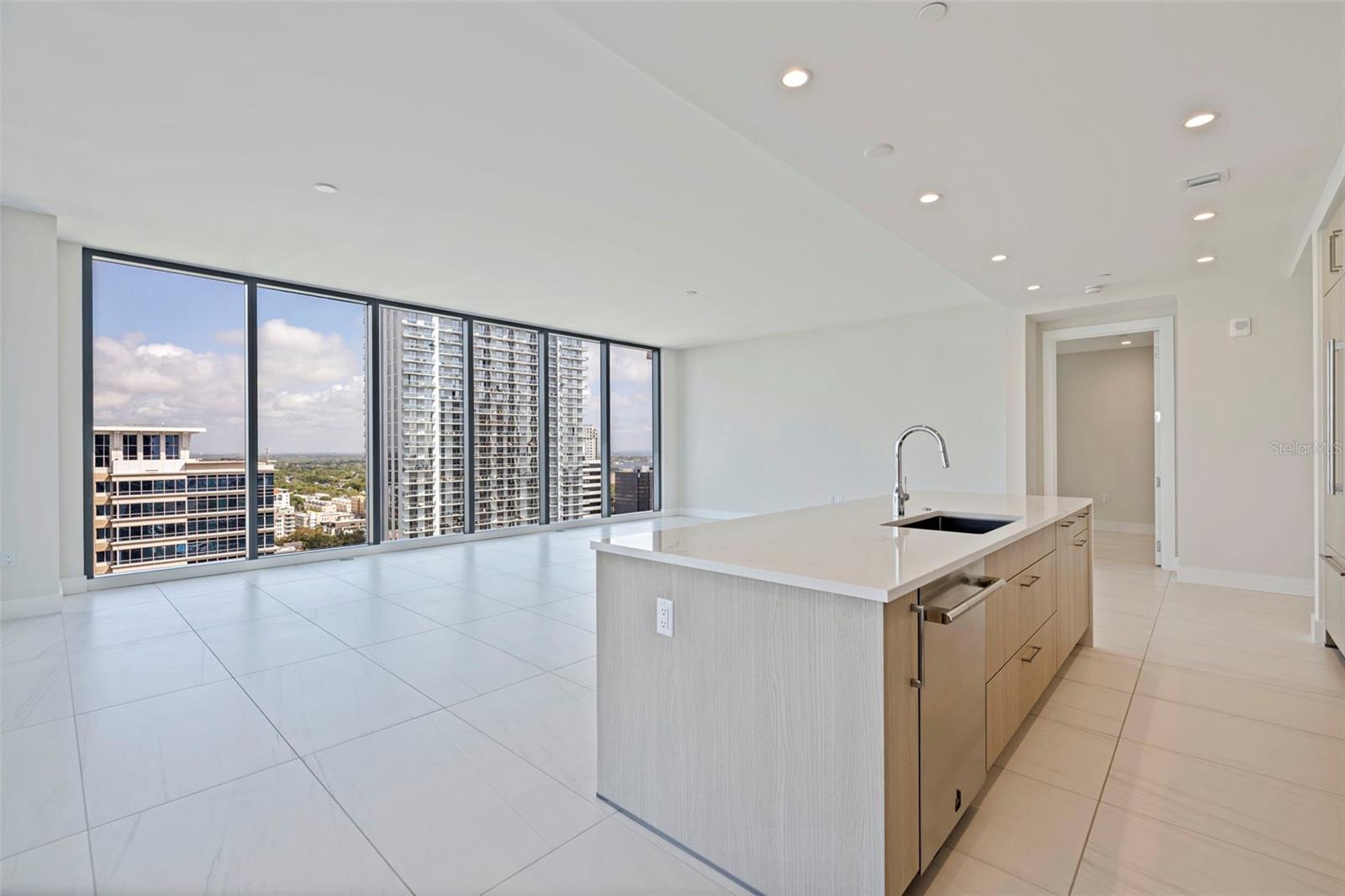 Image 23 of 73 For 275 1st Avenue S 2201