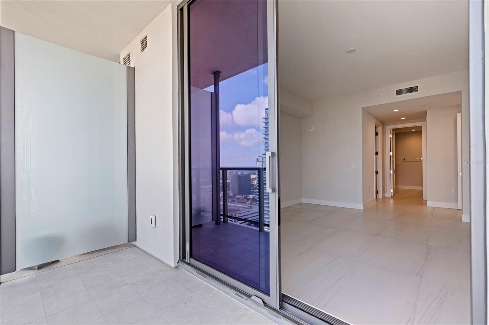 Image 28 of 73 For 275 1st Avenue S 2201