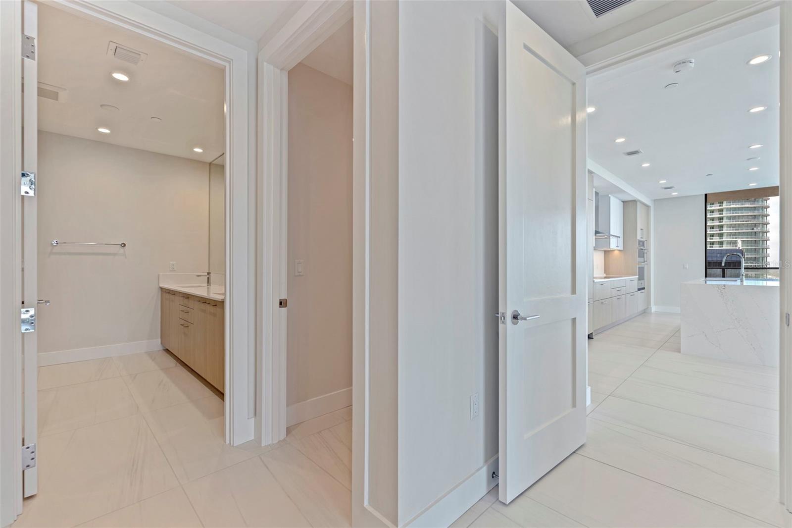 Image 29 of 73 For 275 1st Avenue S 2201