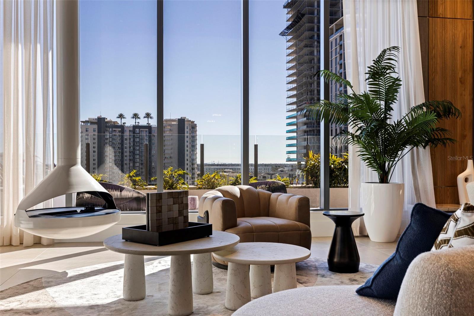 Image 43 of 73 For 275 1st Avenue S 2201