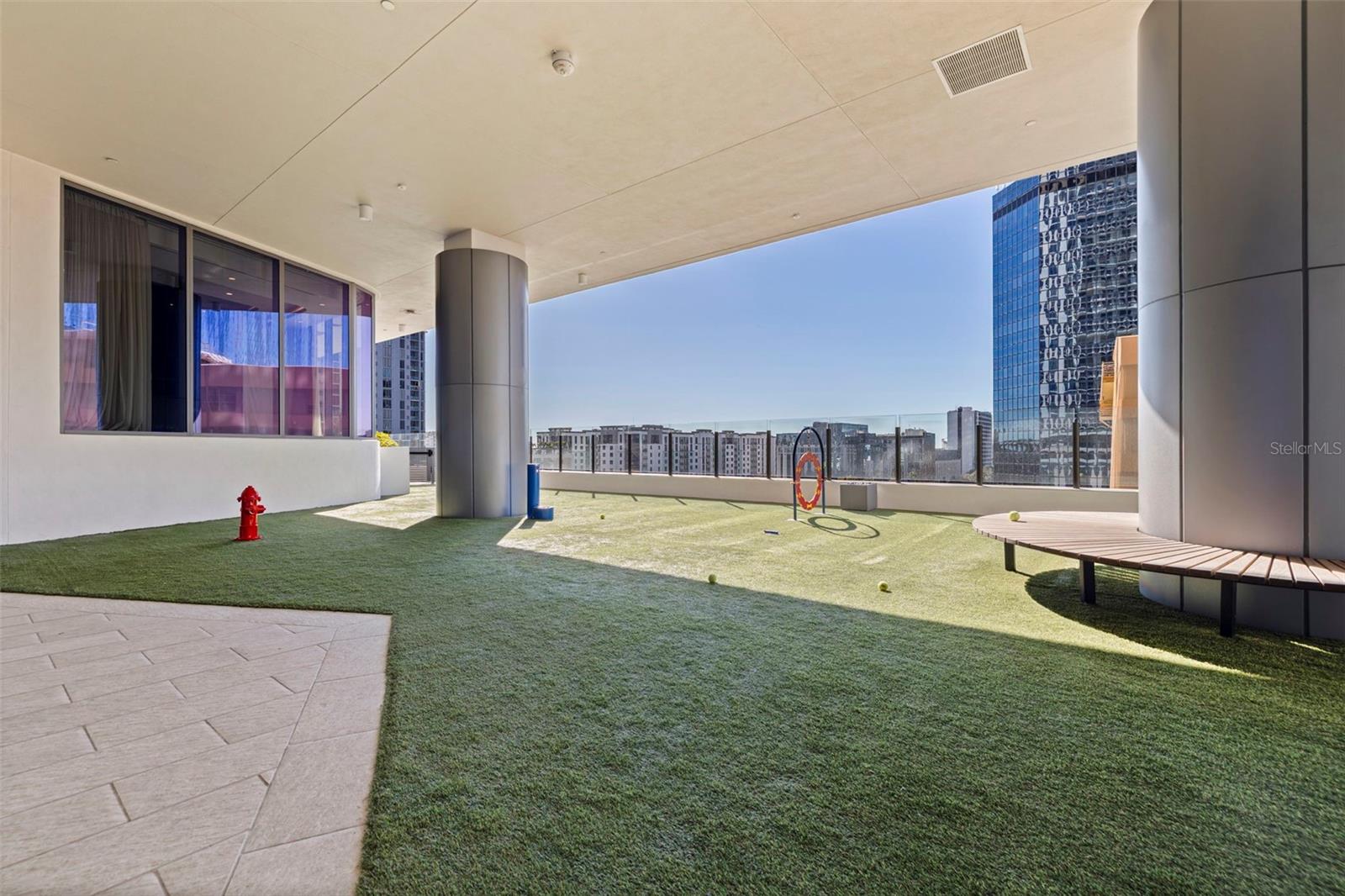 Image 49 of 73 For 275 1st Avenue S 2201