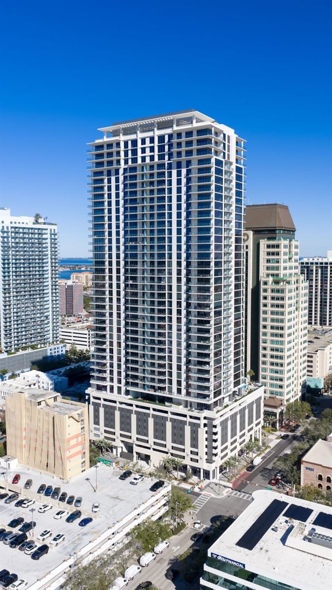 Image 65 of 73 For 275 1st Avenue S 2201