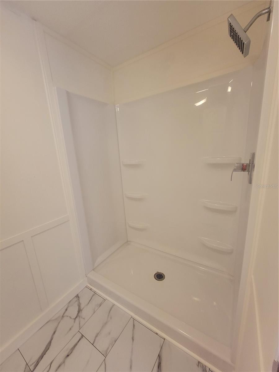 Image 21 of 26 For 10932 Union Drive