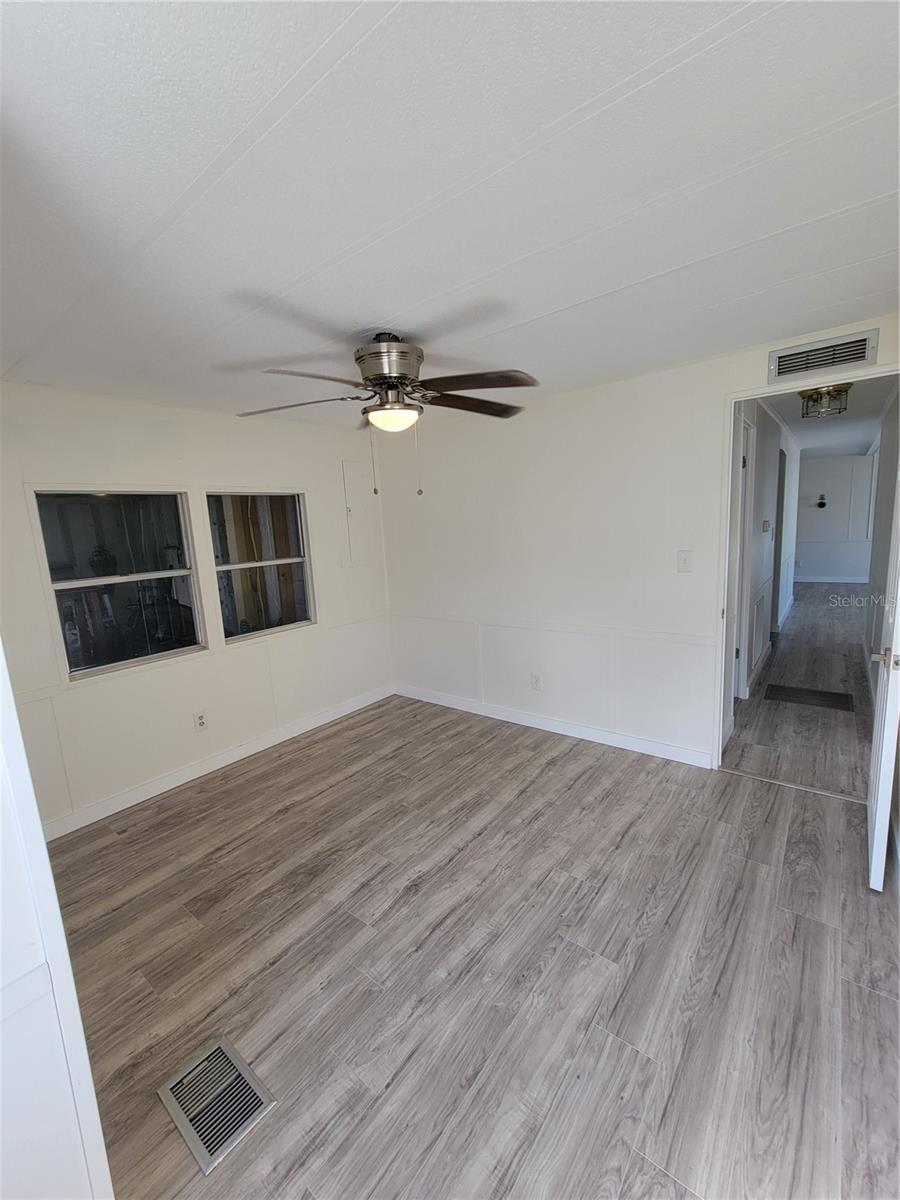 Image 24 of 26 For 10932 Union Drive