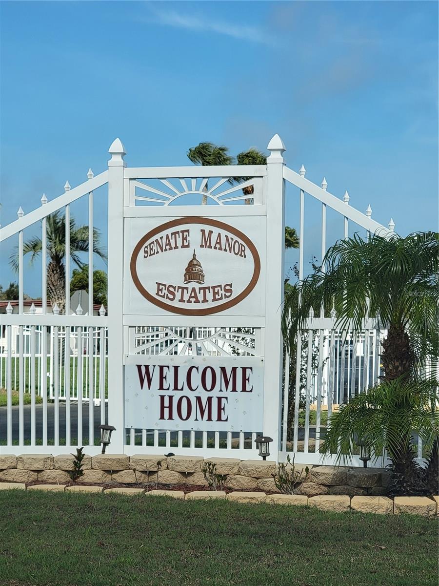 Image 3 of 26 For 10932 Union Drive