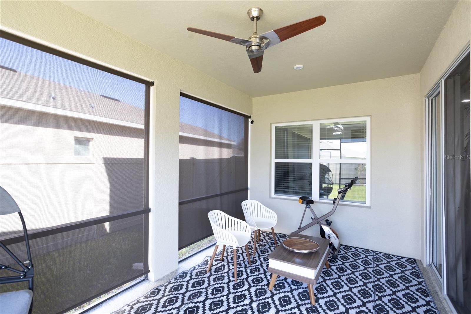 Image 16 of 43 For 10225 Gliding Eagle Way