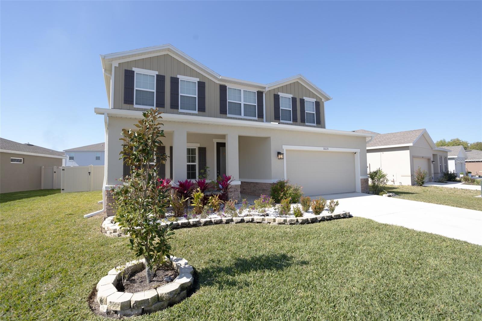 Image 2 of 43 For 10225 Gliding Eagle Way