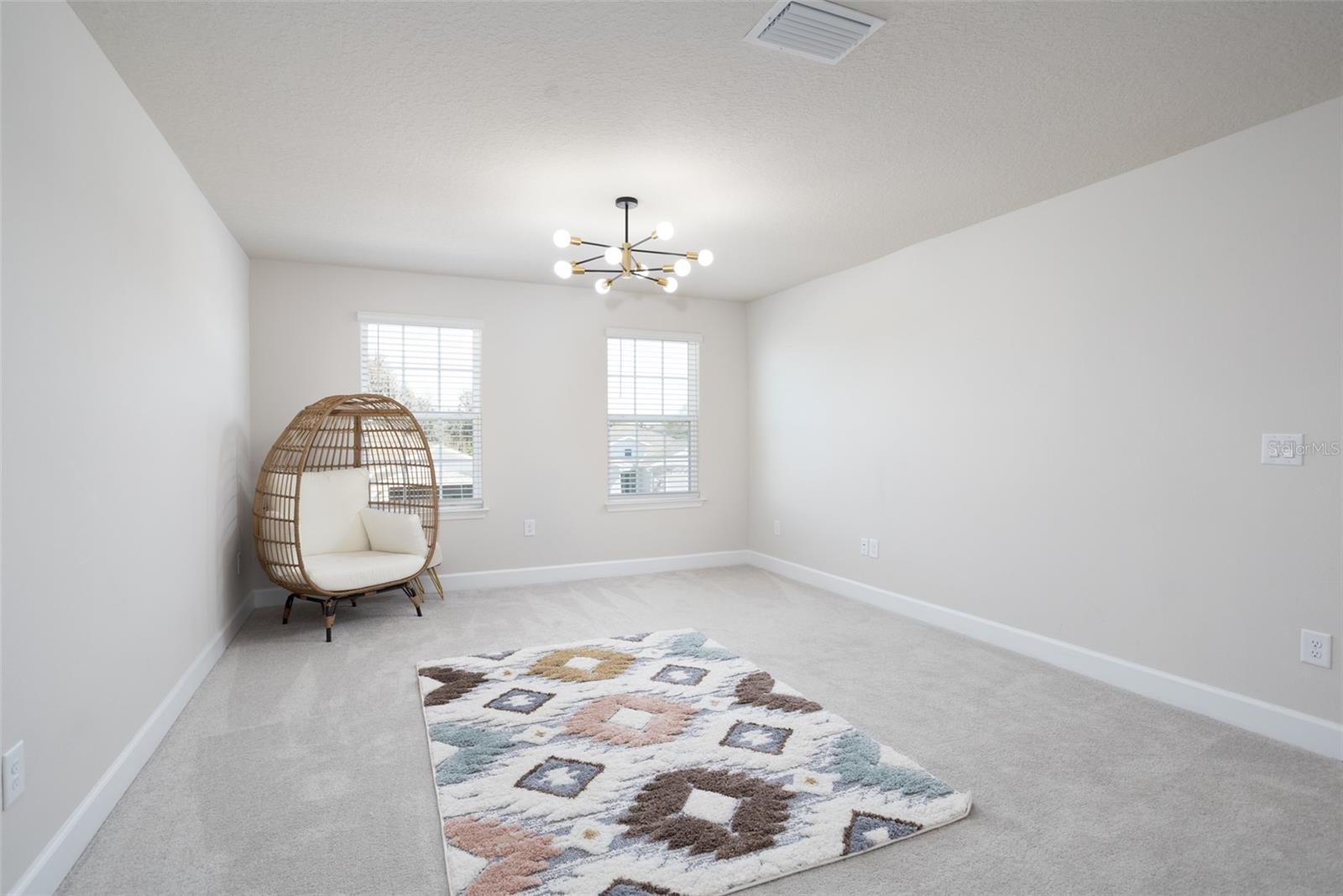 Image 23 of 43 For 10225 Gliding Eagle Way